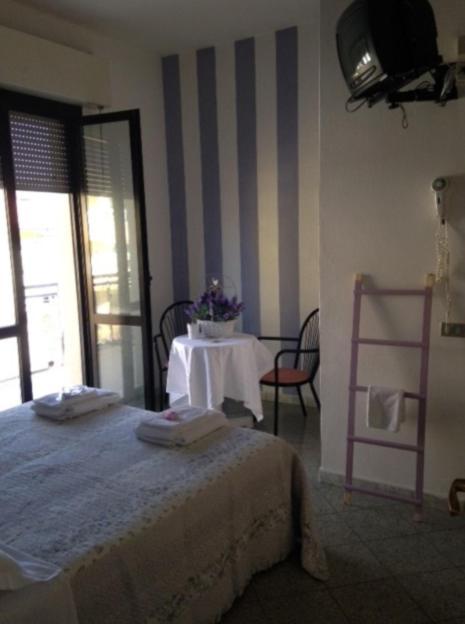 Hotel Abay Rimini Extérieur photo