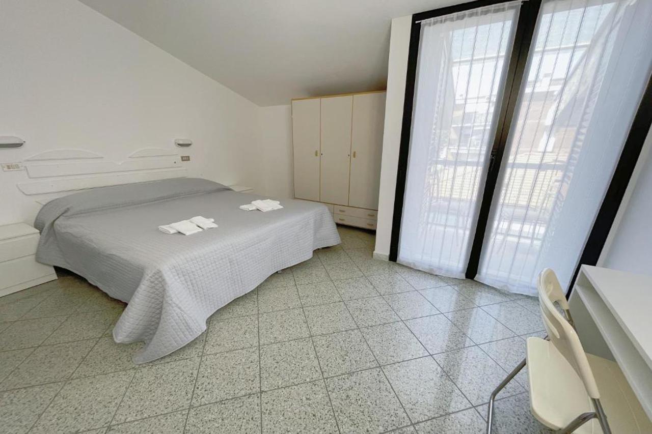 Hotel Abay Rimini Extérieur photo