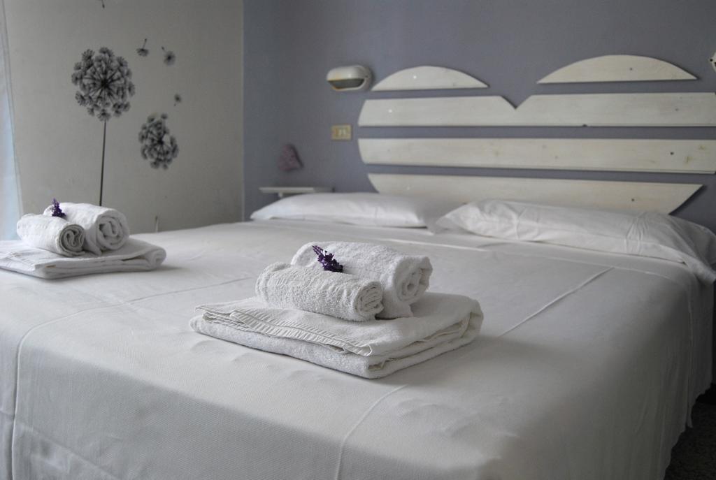 Hotel Abay Rimini Extérieur photo