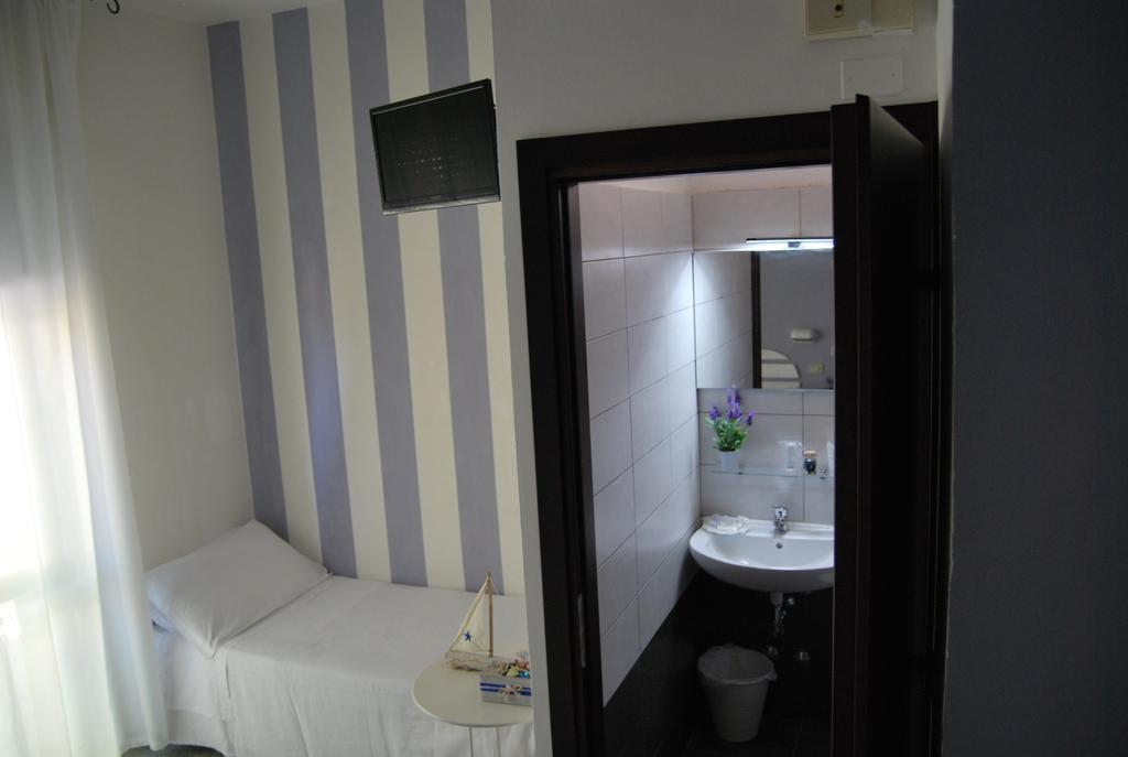 Hotel Abay Rimini Extérieur photo
